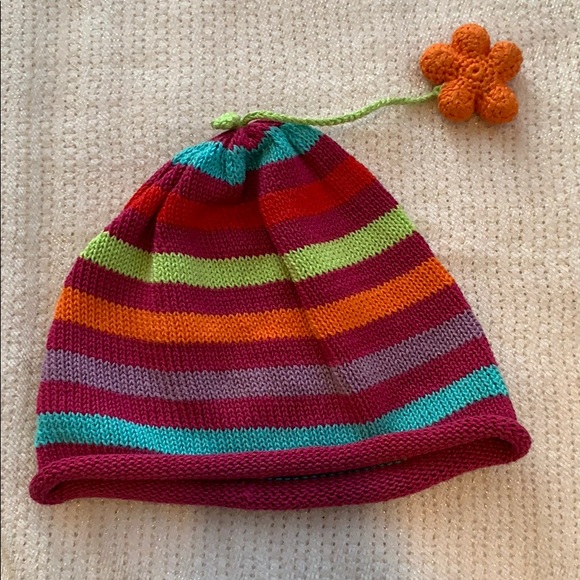 HANDMADE girls knit dress with matching hat - Picture 6 of 6
